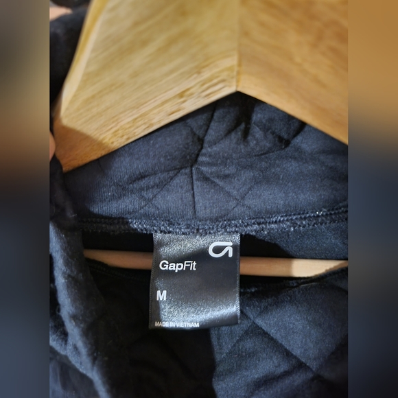 🎉MOVING SALE- EVERYTHING MUST GO BY 8/29!🎉 Diamond Stitch Cowl Neck Sweater - Picture 3 of 3